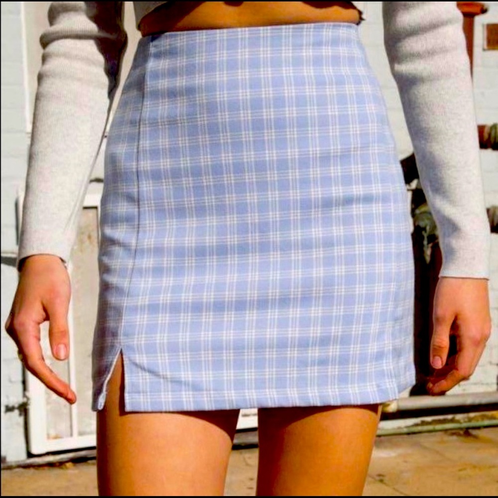 Brandy Melville Blue And White Modern Mini Skirt